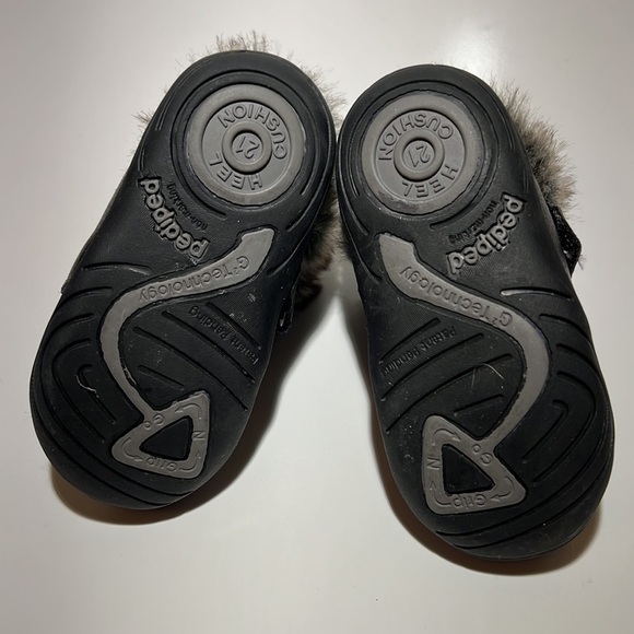 pediped Unisex-Child Boot Crib Shoe black faux fur size 21 - Picture 6 of 8